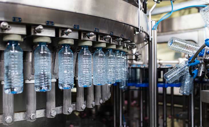 Benefits of Liquid Filling Machines in Bottling Assembly Lines